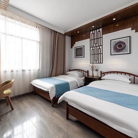 Fenghuang Weijianshan Guesthouse Eksteriør bilde